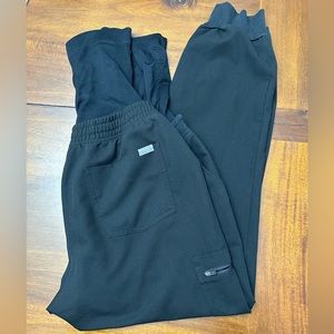 Figs Zamora Maternity Jogger Scrub Pants
